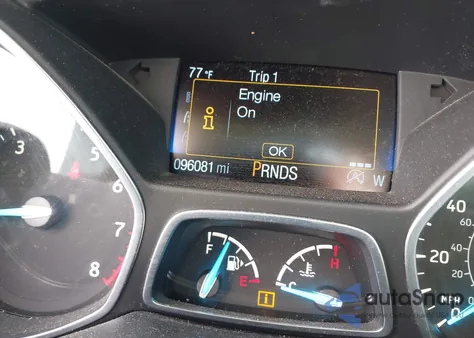 2017 Ford Escape Titanium из США, поврежденный, VIN 1FMCU9JD5HUB55814